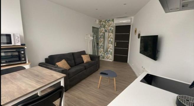 Studio A 2 Pas De La Plage Marseille Exterior photo