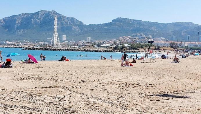 Studio A 2 Pas De La Plage Marseille Exterior photo